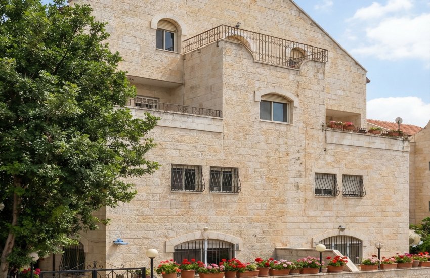 building house faithful 1350x1800